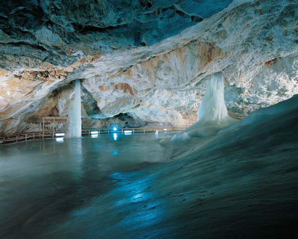 Výsledok vyhľadávania obrázkov pre dopyt Dobšinská ľadová jaskyňa, Slovensko